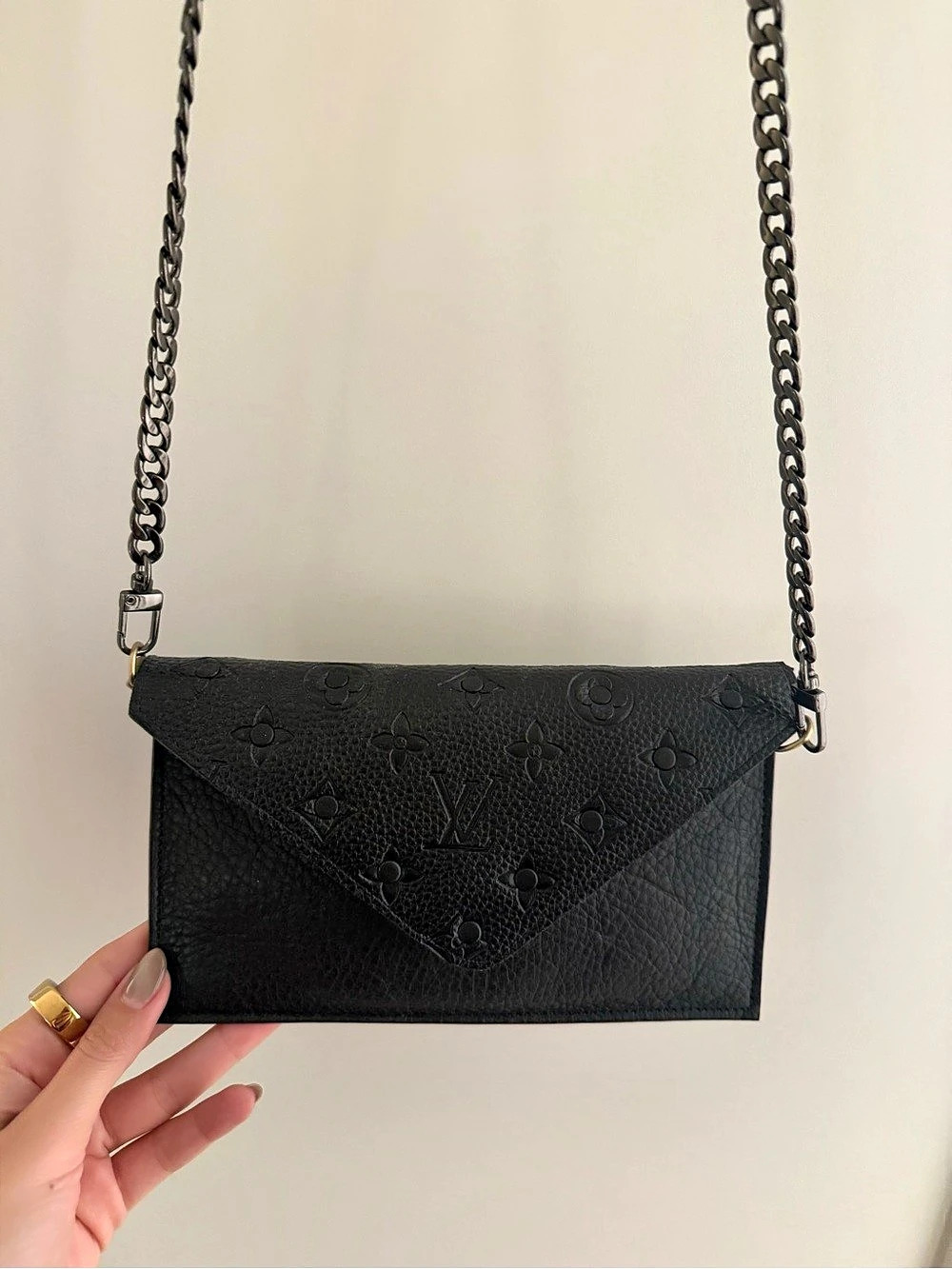 Louis Vuitton Pochette Felicie Chain Crossbody Bag in Black & Brown